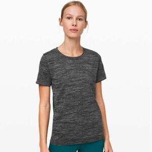 Lululemon Swiftly Relaxed Short Sleeve Black/White/Black Size 12
